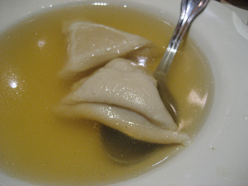 5 Traditional Jewish Foods To Include In Purim Menu